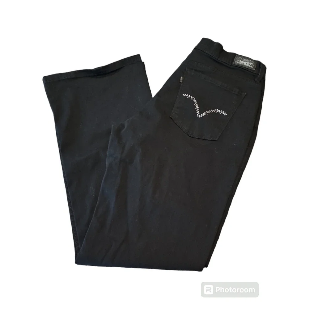 Levis levi 512